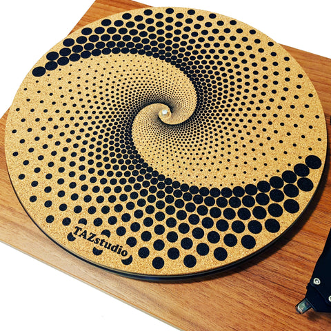 Cork slipmat -geometric Mandela dot